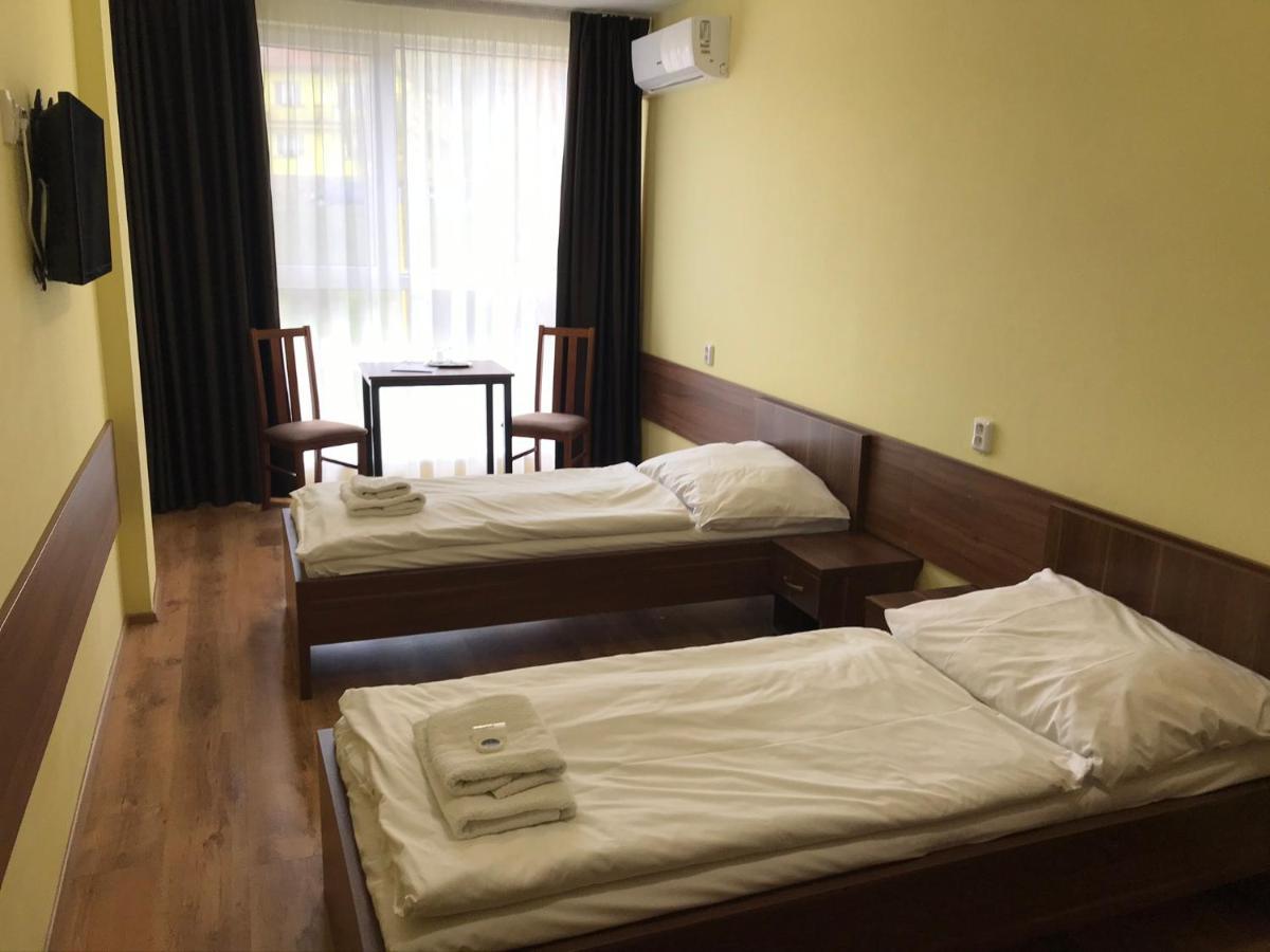 Hotel Arena Brumov Ngoại thất bức ảnh